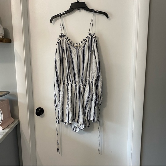 Elodie Pants - Elodie Anthropologie Striped Sleeveless Shorts Romper XL